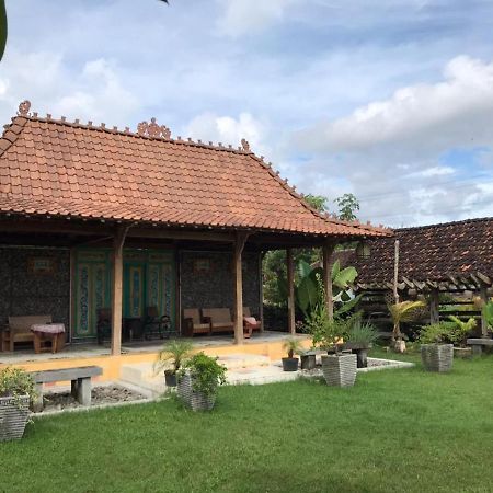 Legiyem Homestay Yogyakarta Exterior foto
