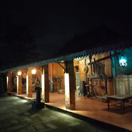 Legiyem Homestay Yogyakarta Exterior foto